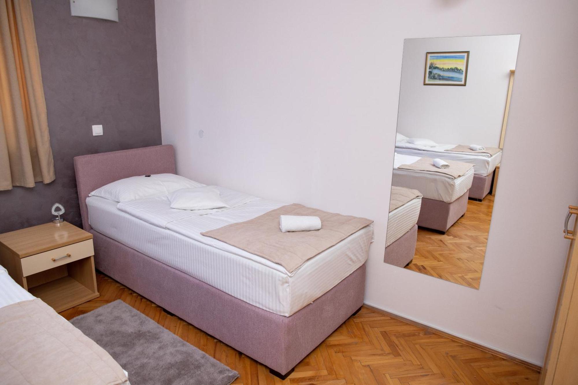 Motel New Sanatron Bosanski Novi Exterior foto