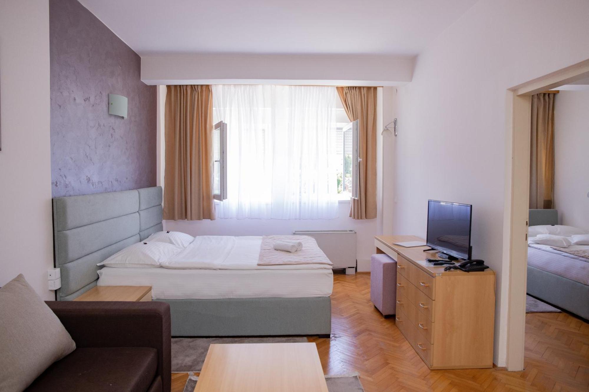 Motel New Sanatron Bosanski Novi Exterior foto